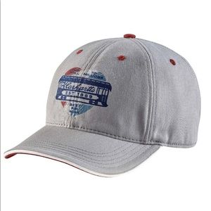 Carhartt 102635 Distressed Heart Graphic Cap